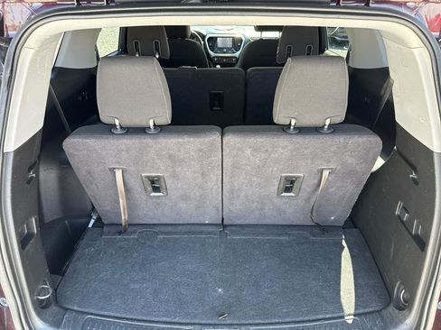 Used 2017 GMC Acadia SLE image 18