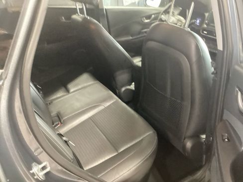 Used 2019 Hyundai Kona Limited FWD image 20