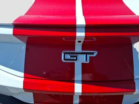 Used 2024 Ford Mustang GT Premium image 3