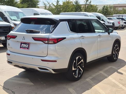 Used 2024 Mitsubishi Outlander SE FWD image 5