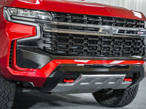 Used 2021 Chevrolet Suburban Z71 image 11