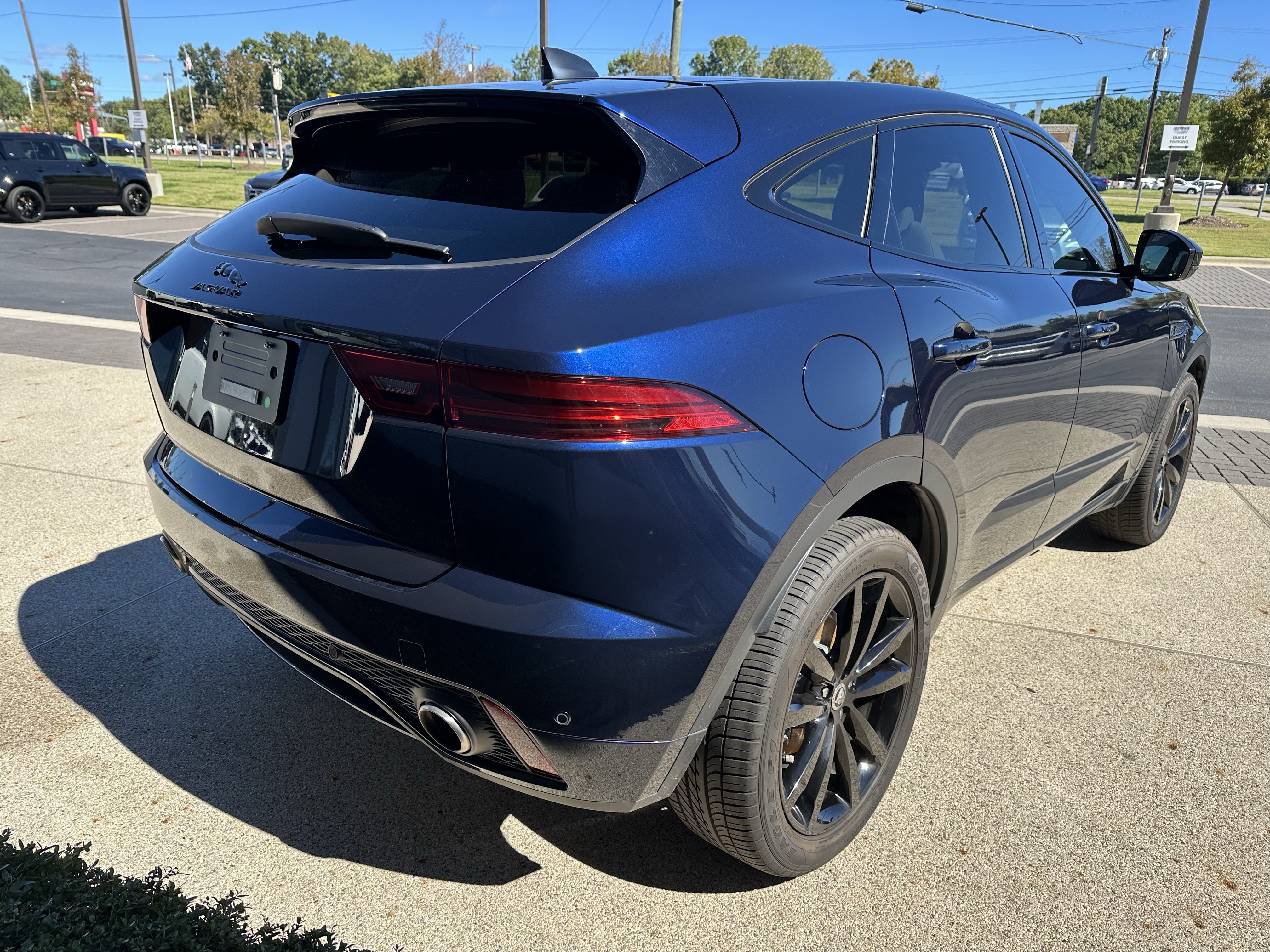 Used 2024 Jaguar E-PACE R-Dynamic SE AWD/4WD image 7