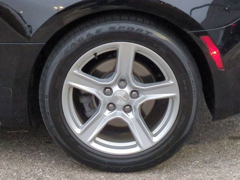 Used 2022 Chevrolet Camaro LT image 13