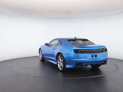 Used 2010 Chevrolet Camaro LT w/ RS Package image 15