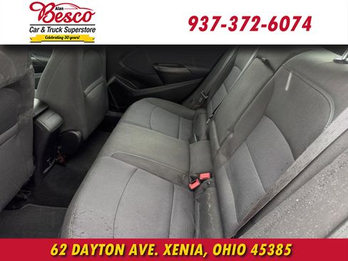 Used 2017 Chevrolet Cruze LT image 9