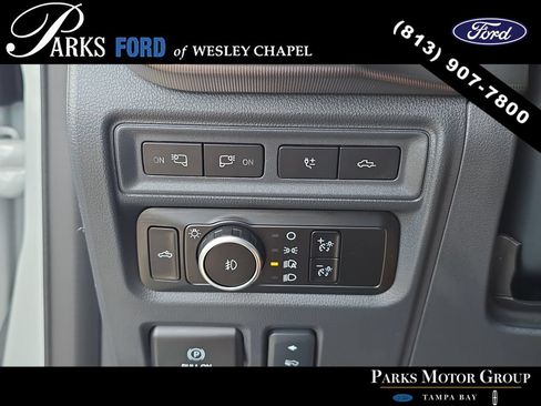 Certified 2024 Ford F150 Platinum w/ FX4 Off-Road Package AWD/4WD image 29