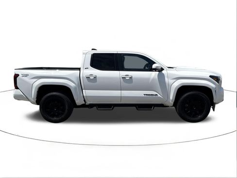 Used 2024 Toyota Tacoma TRD Sport w/ TRD Sport Premium Package AWD/4WD image 2