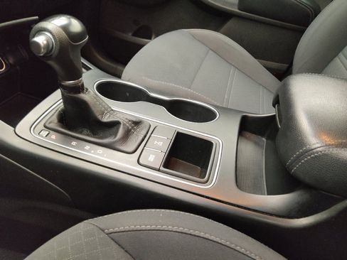Used 2017 Kia Sorento AWD image 26