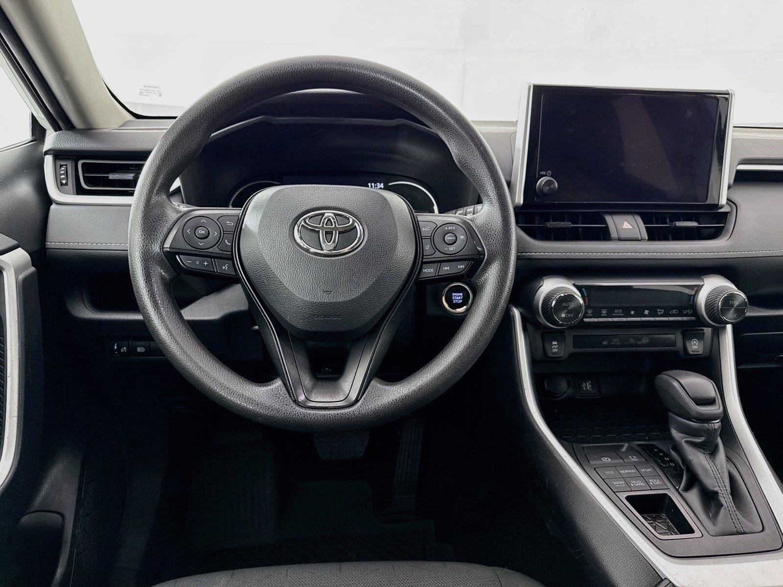 Certified 2025 Toyota RAV4 XLE AWD/4WD image 29