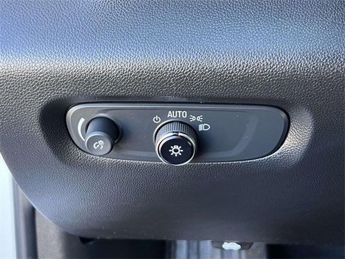 Certified 2023 Chevrolet Traverse LT image 21