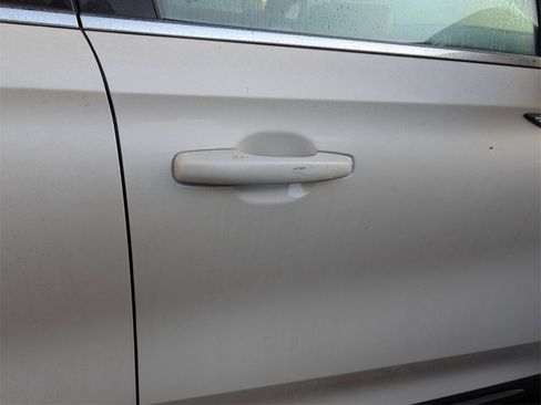 Used 2023 Lincoln Corsair FWD w/ Equipment Group 101A image 16