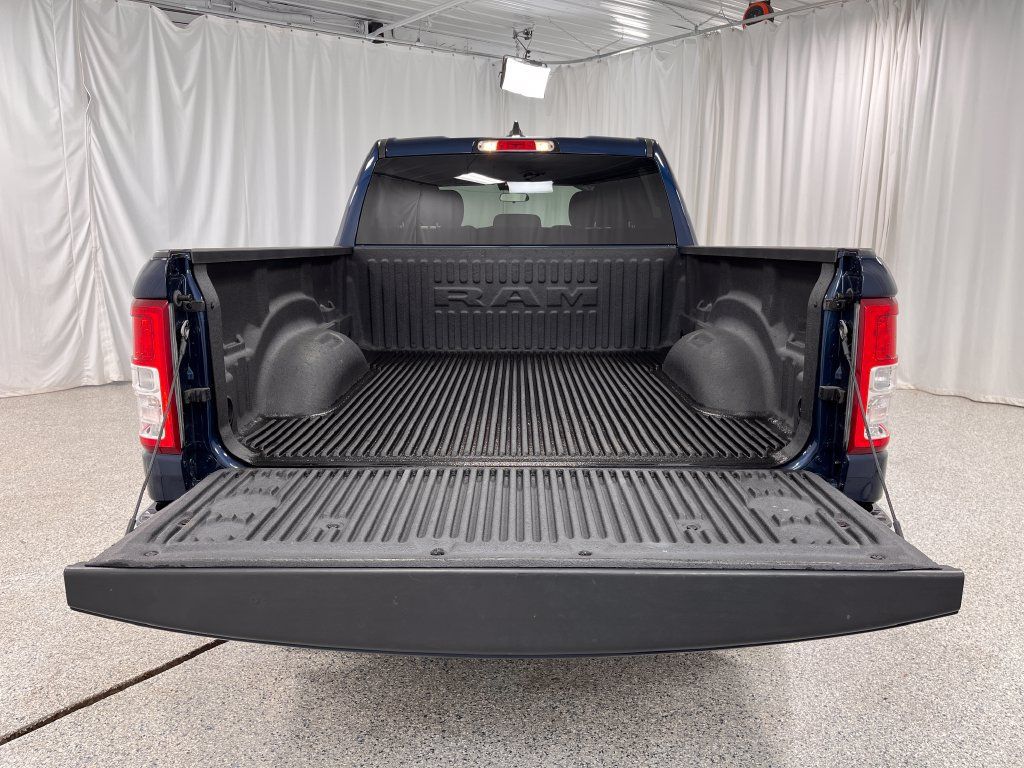 Used 2022 RAM 1500 Big Horn AWD/4WD image 26