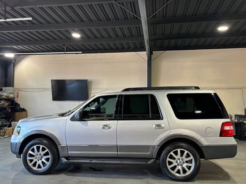Used 2011 Ford Expedition XLT w/ 203A Rapid Spec Order Code AWD/4WD image 5