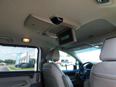 Used 2021 Honda Odyssey Elite image 24