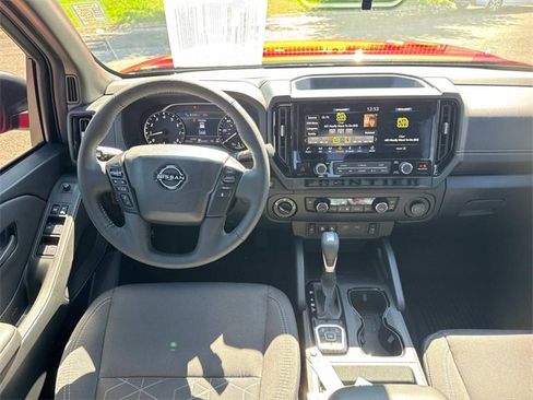 Used 2026 Nissan Frontier SV w/ All-Weather Content Package image 17