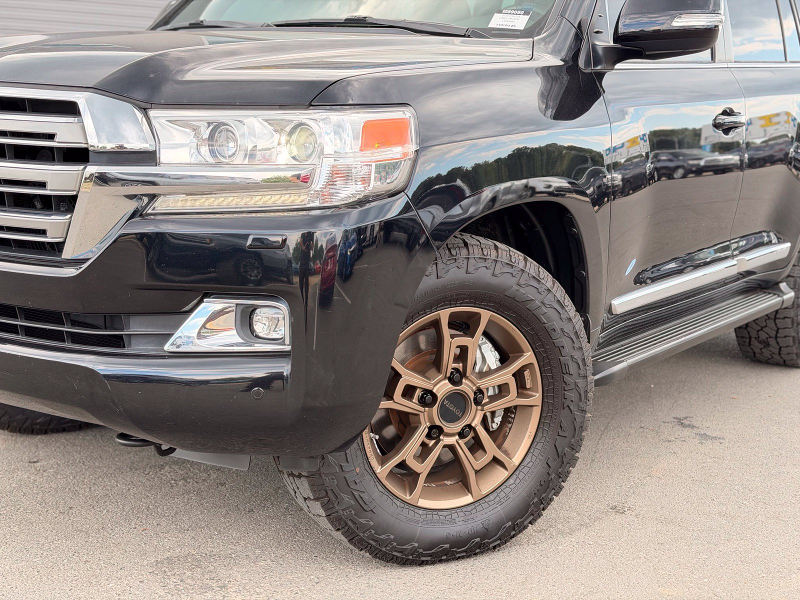 Used 2020 Toyota Land Cruiser AWD/4WD image 60