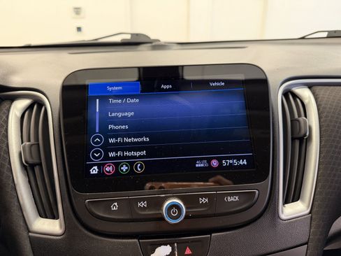 Used 2020 Chevrolet Malibu LS image 21