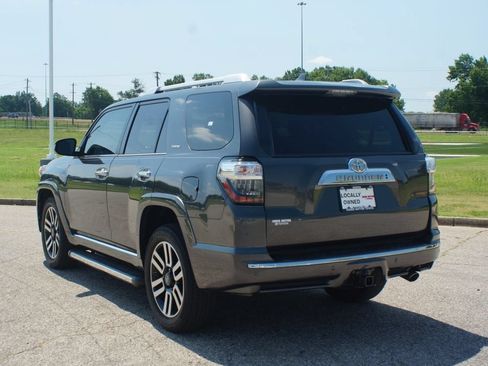 Used 2019 Toyota 4Runner Limited RWD image 18