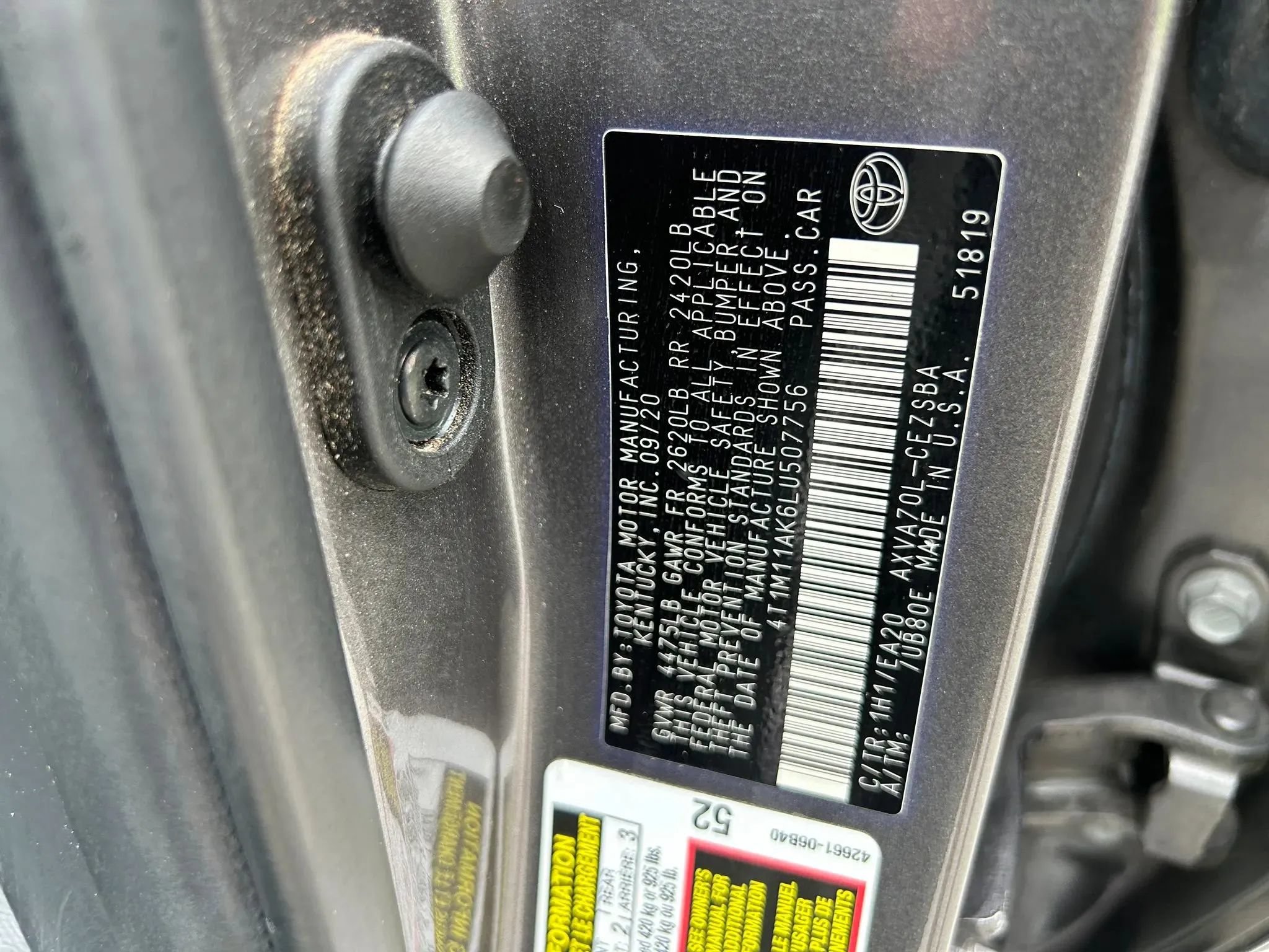 Used 2020 Toyota Camry SE w/ Convenience Package FWD image 30