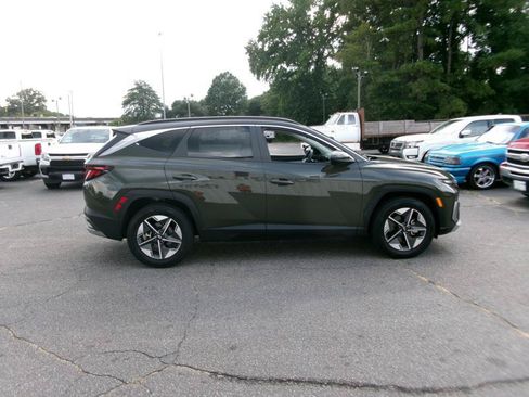 Used 2025 Hyundai Tucson SEL FWD image 5