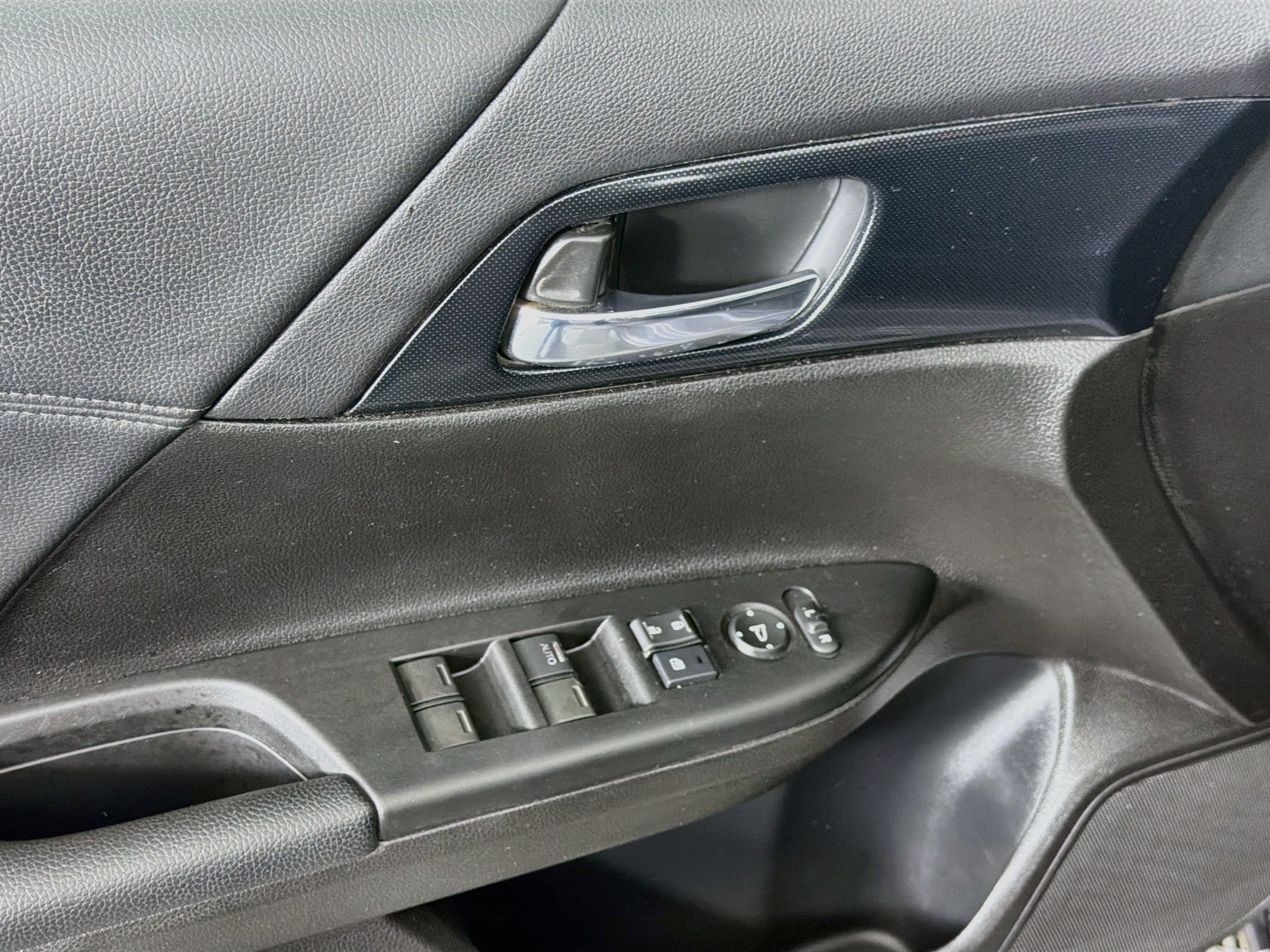 Used 2014 Honda Accord Sport image 15