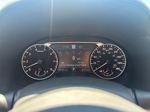 Used 2024 Nissan Altima 2.0 SR FWD image 18