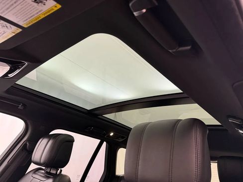 Used 2020 Land Rover Range Rover HSE AWD/4WD image 10