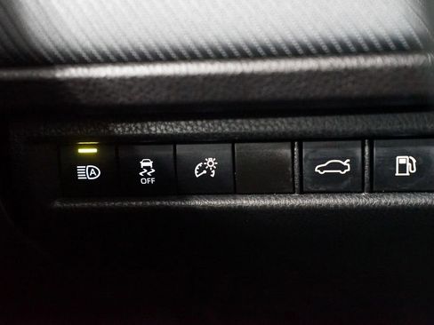 Certified 2025 Toyota Camry SE image 25