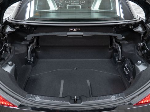 Used 2012 Mercedes-Benz SLK 350 image 10