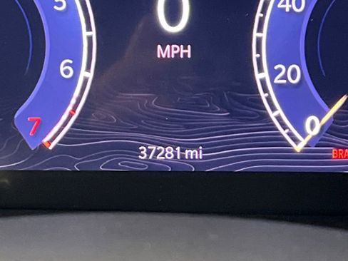 Used 2023 Jeep Grand Cherokee Altitude image 38