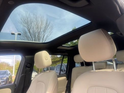 Used 2021 Mercedes-Benz GLB 250 4MATIC image 10