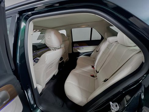 Used 2024 Mercedes-Benz GLE 350 4MATIC w/ AMG Line Exterior image 29