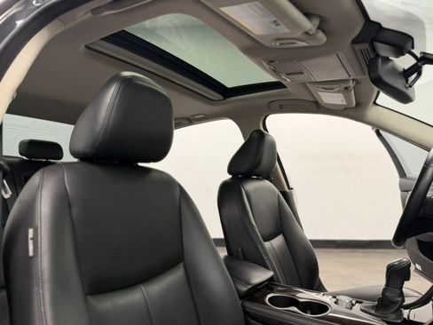 Used 2019 INFINITI Q50 Luxe RWD image 39