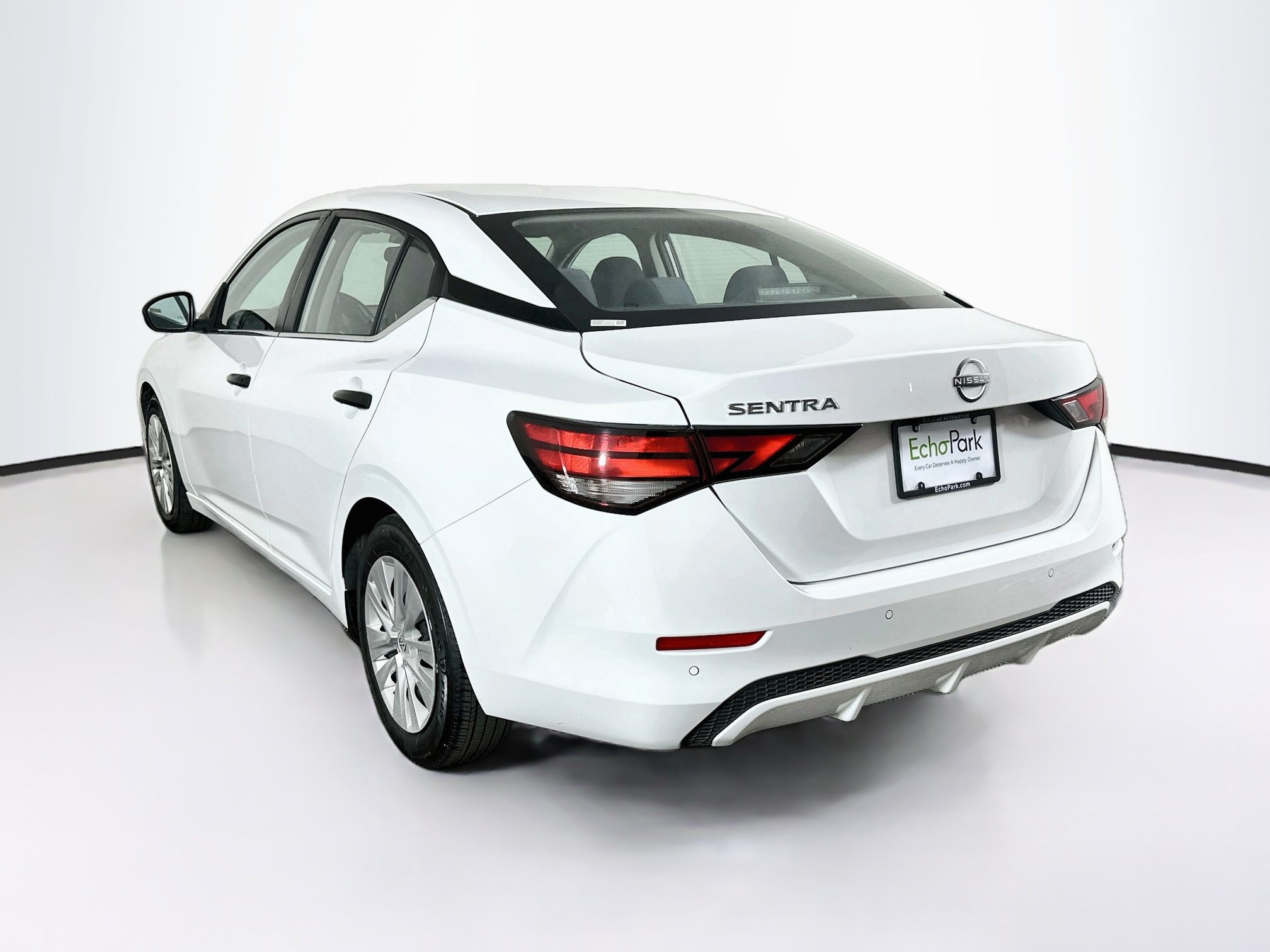 Used 2025 Nissan Sentra S FWD image 5