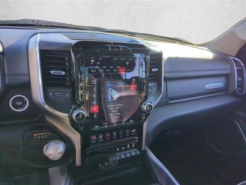 Used 2020 RAM 1500 Laramie image 10