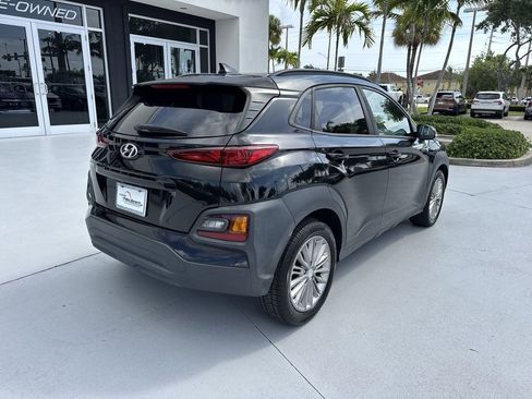 Used 2018 Hyundai Kona SEL FWD image 3