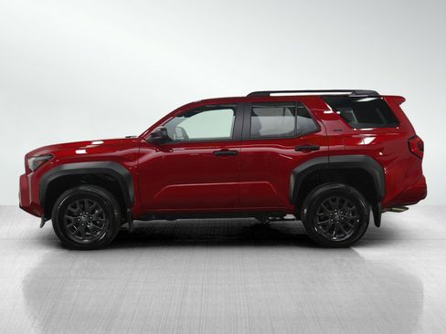 Used 2025 Toyota 4Runner SR5 image 2