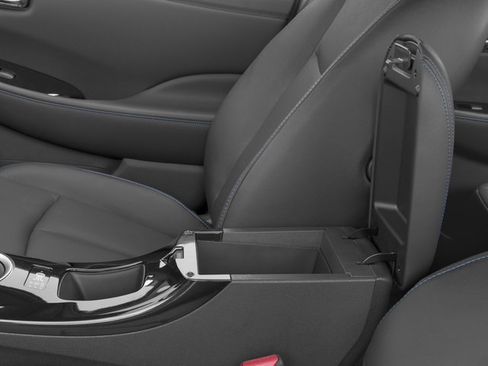 Used 2017 Nissan Leaf SV FWD image 18