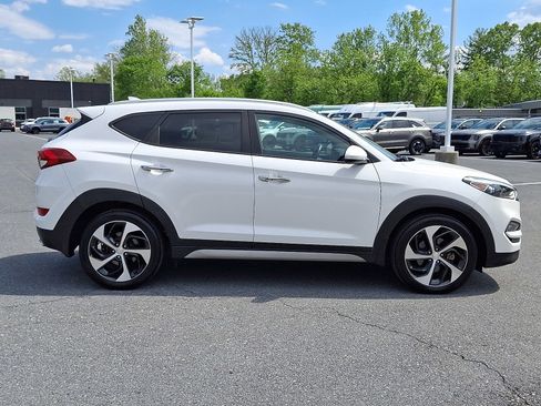 Used 2017 Hyundai Tucson Limited w/ Cargo Package AWD/4WD image 5
