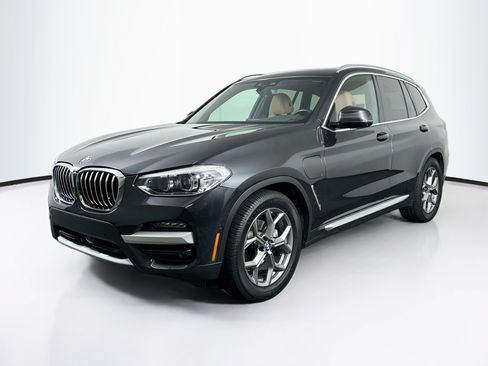 Used 2021 BMW X3 xDrive30e w/ Premium Package AWD/4WD image 3