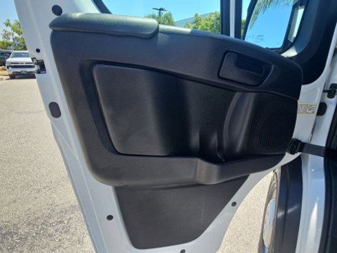 Used 2026 RAM ProMaster 2500 w/ Convenience Group FWD image 21