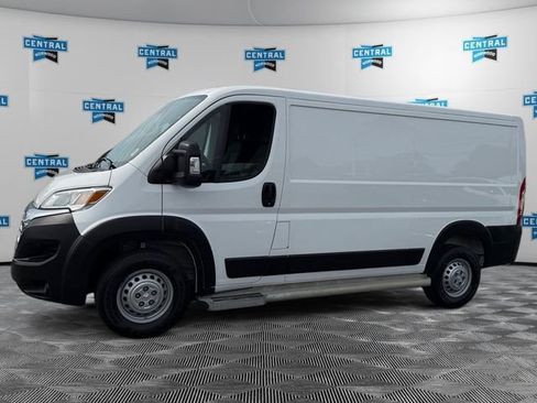 Used 2025 RAM ProMaster 2500 w/ U-Haul Equipment Group FWD image 2