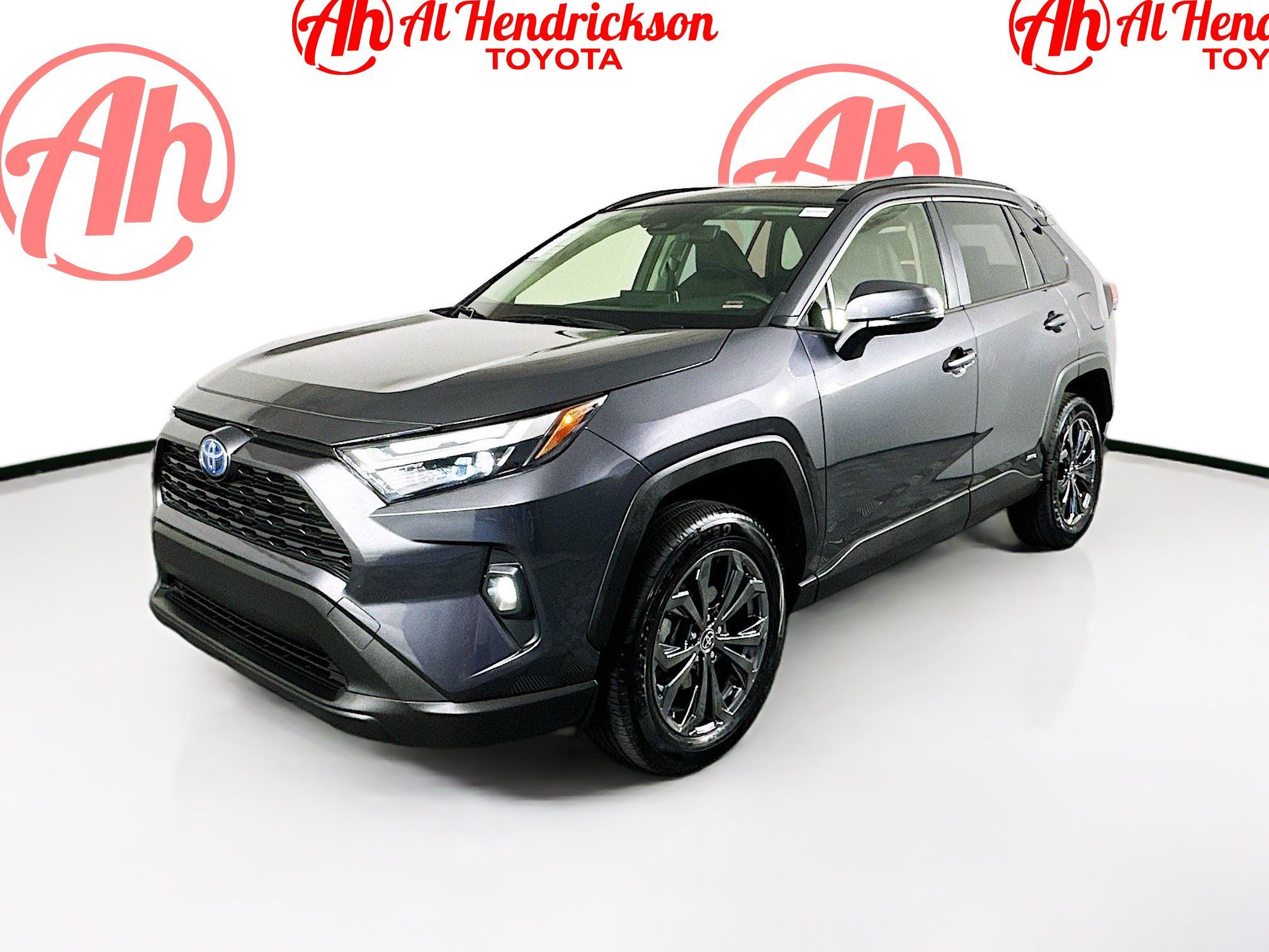 Used 2024 Toyota RAV4 XLE Premium w/ Weather Package AWD/4WD image 7