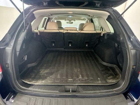 Used 2018 Subaru Outback 3.6R Limited image 31