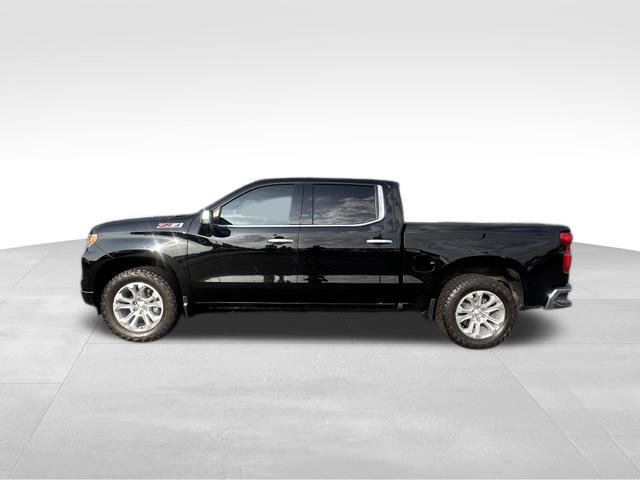 Used 2024 Chevrolet Silverado 1500 LTZ w/ LTZ Premium Package AWD/4WD image 3