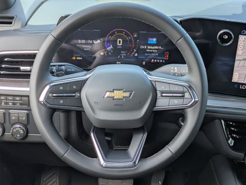 New 2026 Chevrolet Suburban LS RWD image 18