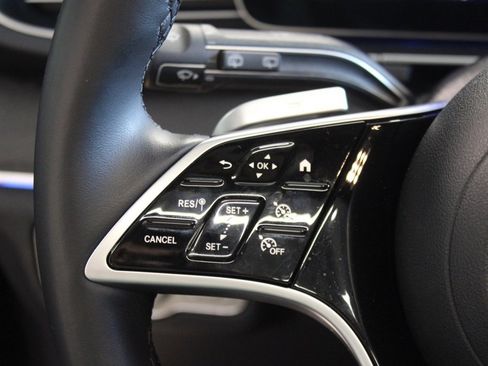 Certified 2025 Mercedes-Benz GLE 350 4MATIC image 30