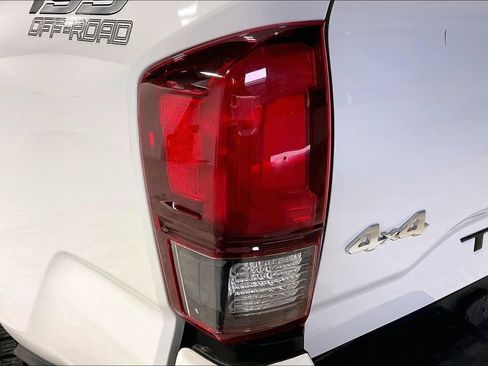 Used 2023 Toyota Tacoma SR image 39