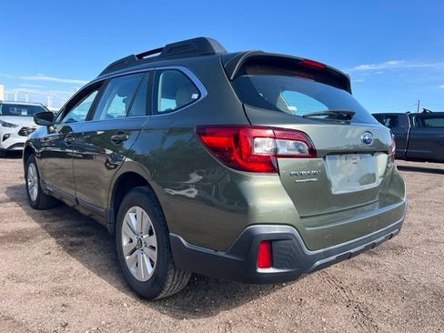 Used 2019 Subaru Outback 2.5i AWD/4WD image 3
