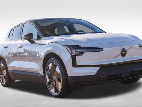 New 2026 Volvo EX30 Ultra w/ Climate Package AWD/4WD image 3